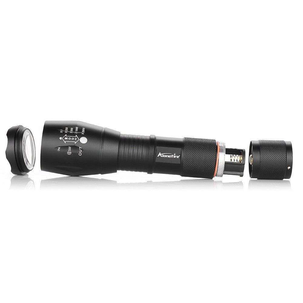 AloneFire E17 LED Flashlight -  Zoomable LED - Rechargeable Battery